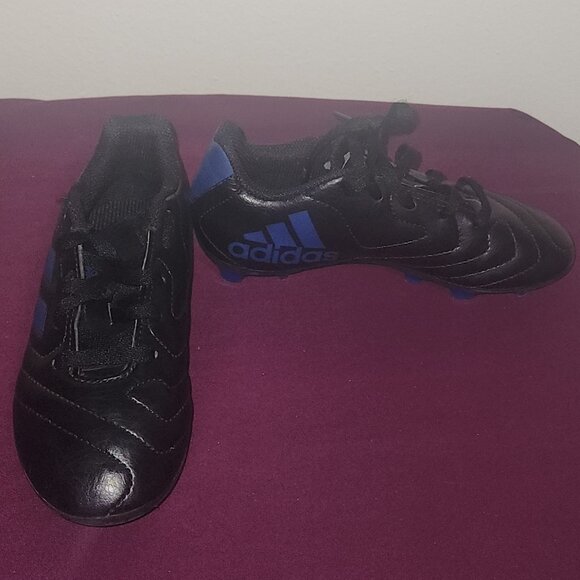 Boys Adidas Football Cleats Size 13 - Picture 3 of 6